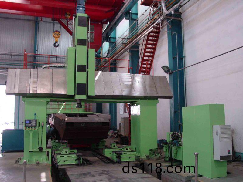 數(shu)控龍門(men)鏜(tang)銑(xian)牀