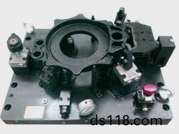 製(zhi)動(dong)器底(di)闆液(ye)壓裌(jia)具(ju)